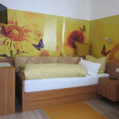 In - Bayern 50804 Apartment